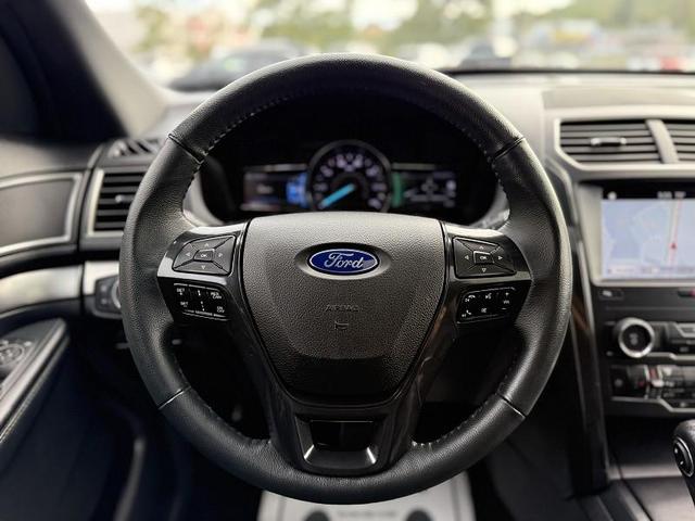 Photo of 2019 Agate Black Metallic Ford Explorer
