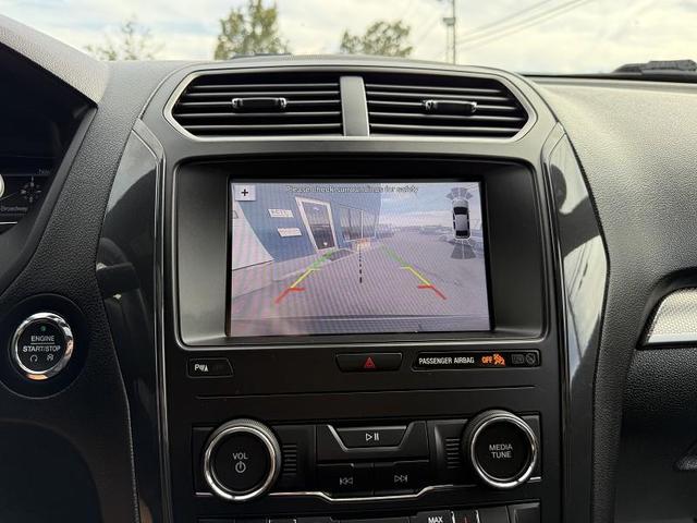 Photo of 2019 Agate Black Metallic Ford Explorer