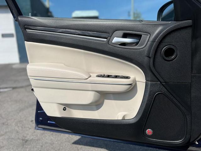 Photo of 2015 Jazz Blue Pearlcoat Chrysler 300