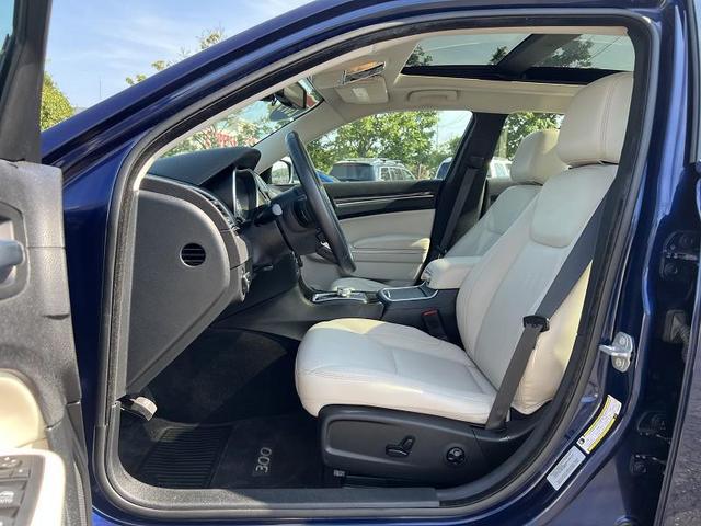 Photo of 2015 Jazz Blue Pearlcoat Chrysler 300