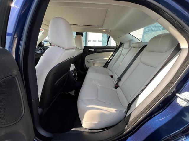 Photo of 2015 Jazz Blue Pearlcoat Chrysler 300