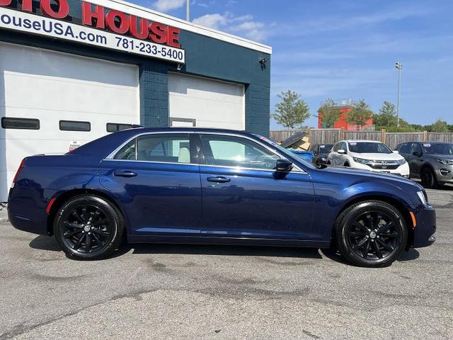 Photo of 2015 Jazz Blue Pearlcoat Chrysler 300