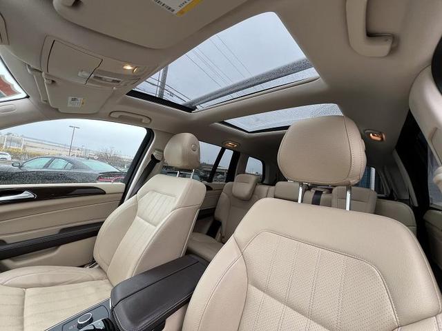Photo of 2018 BLUE Mercedes-Benz GLS 450