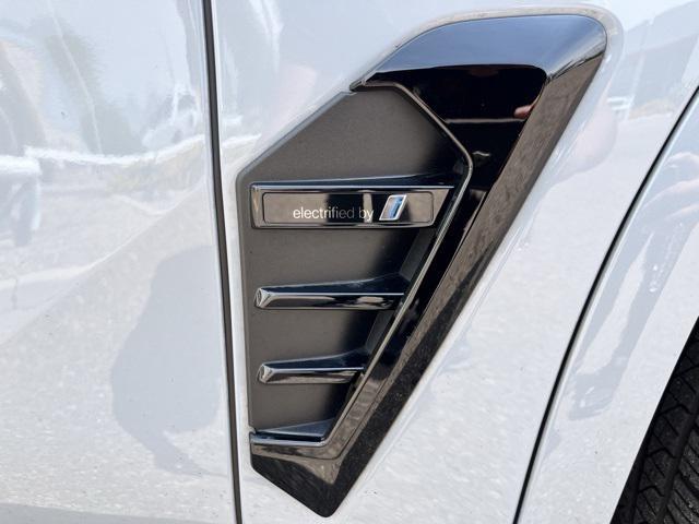 Photo of 2024 Brooklyn Grey Metallic BMW X5 PHEV
