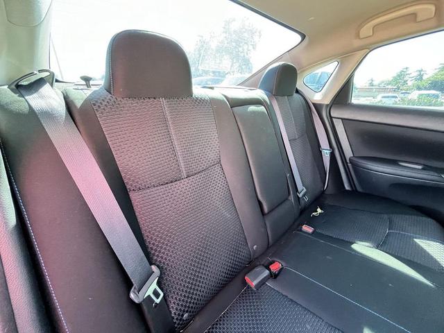 Photo of 2019 Super Black Nissan Sentra