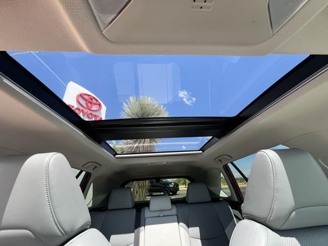 Photo of 2019 Ruby Flare Pearl Toyota RAV4 Hybrid