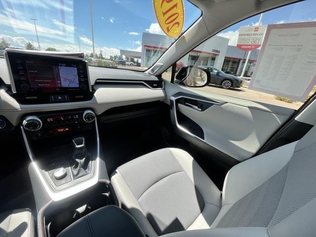 Photo of 2019 Ruby Flare Pearl Toyota RAV4 Hybrid