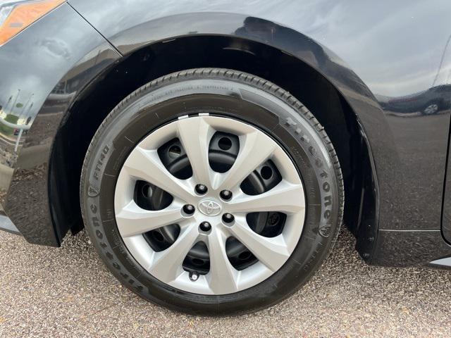 Photo of 2024 Midnight Black Toyota Corolla