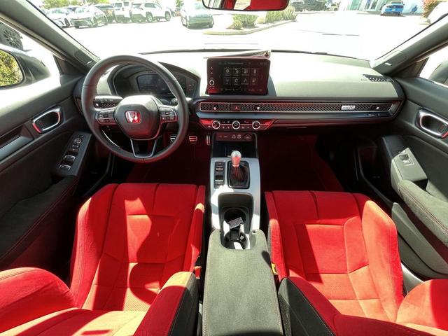 Photo of 2025 Championship White Honda Civic Type R