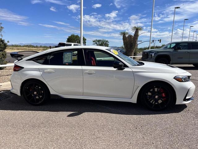 Photo of 2025 Championship White Honda Civic Type R