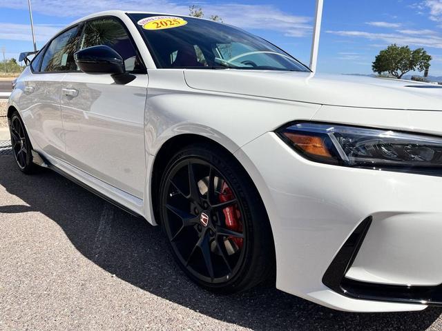 Photo of 2025 Championship White Honda Civic Type R