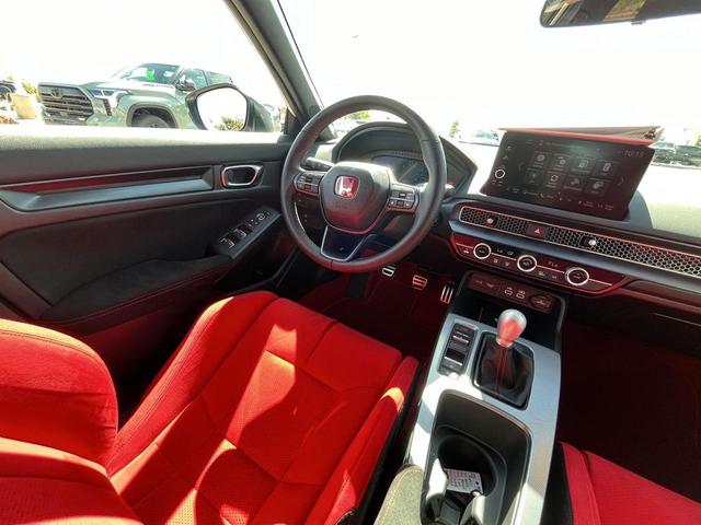 Photo of 2025 Championship White Honda Civic Type R