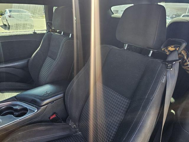 Photo of 2017 Green Go Clearcoat Dodge Challenger