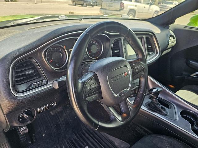 Photo of 2017 Green Go Clearcoat Dodge Challenger