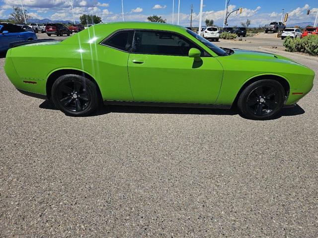 Photo of 2017 Green Go Clearcoat Dodge Challenger