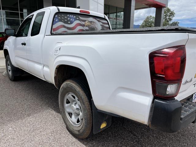 Photo of 2018 Super White Toyota Tacoma