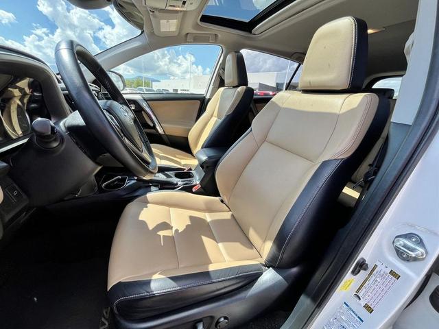 Photo of 2018 Blizzard Pearl Toyota RAV4 Hybrid