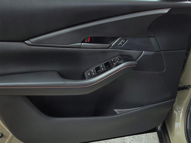 Photo of 2024 Zircon Sand Metallic Mazda CX-30
