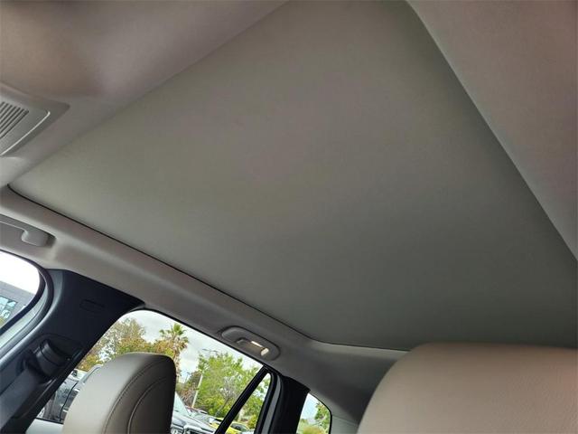 Photo of 2025 Wind Chill Pearl Mazda CX-50
