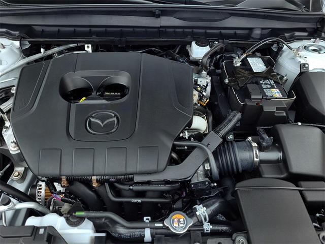Photo of 2025 Wind Chill Pearl Mazda CX-50