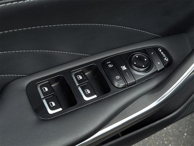 Photo of 2023 Ascot Green Kia Stinger