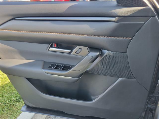 Photo of 2024 Machine Gray Metallic Mazda CX-50