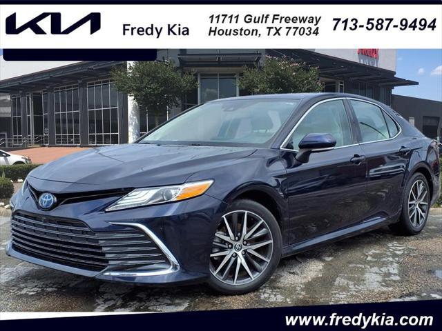 2022 Toyota Camry Hybrid