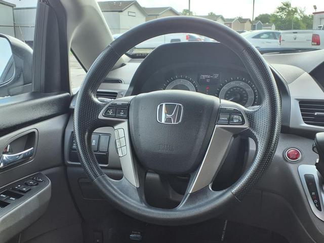 Photo of 2016 Lunar Silver Metallic Honda Odyssey