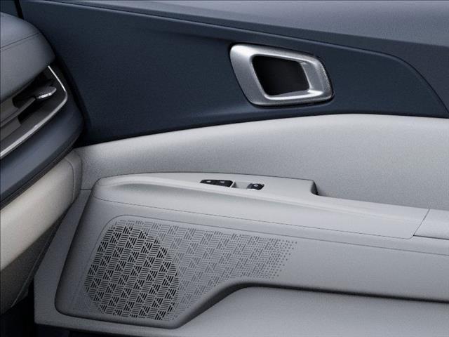 Photo of 2026 Ceramic White Kia Carnival