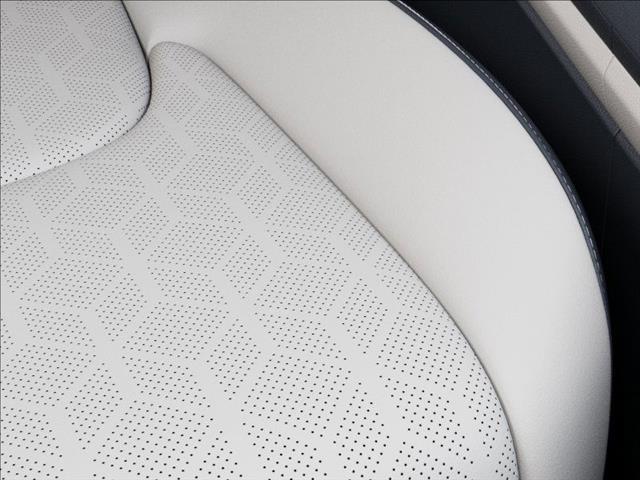 Photo of 2026 Ceramic White Kia Carnival