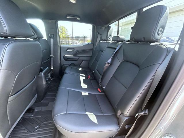 Photo of 2025 Sterling Gray Metallic Chevrolet Colorado