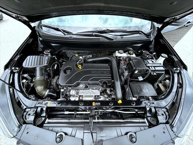 Photo of 2023 Mosaic Black Metallic Chevrolet Equinox