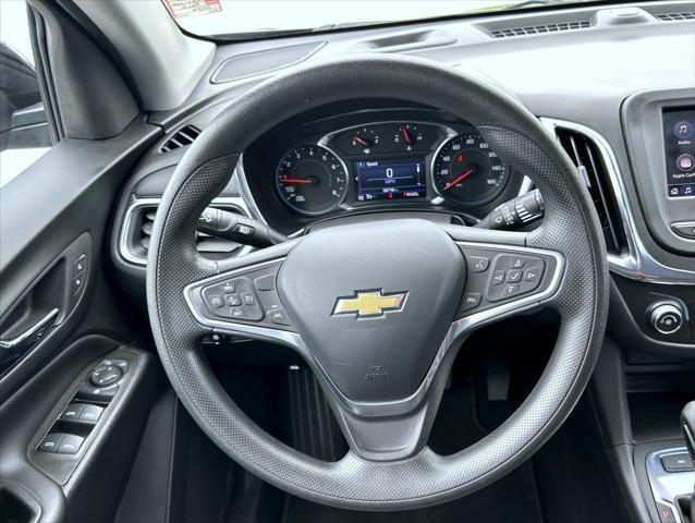 Photo of 2023 Mosaic Black Metallic Chevrolet Equinox