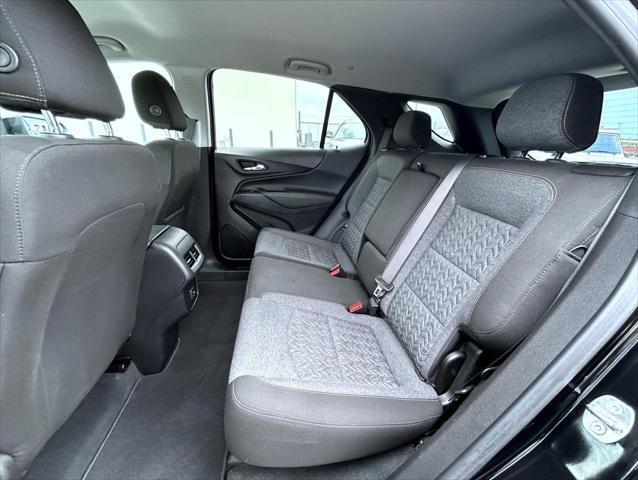 Photo of 2023 Mosaic Black Metallic Chevrolet Equinox