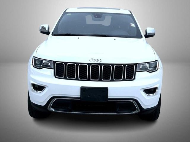 Photo of 2020 Bright White Clearcoat Jeep Grand Cherokee