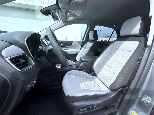 Photo of 2023 Sterling Gray Metallic Chevrolet Equinox