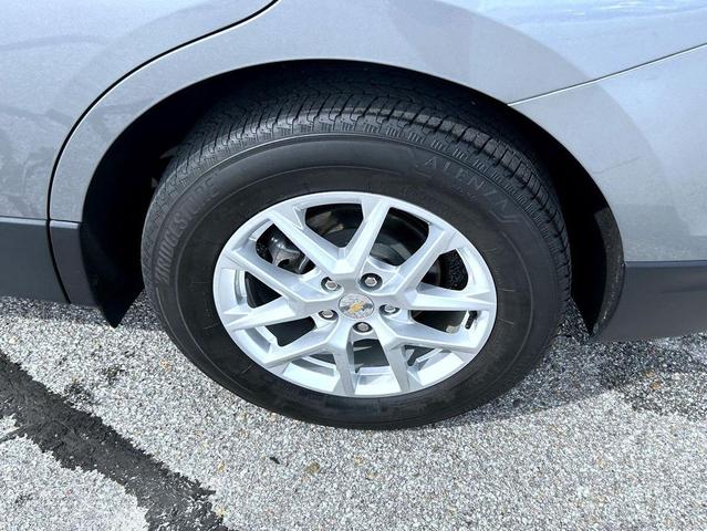 Photo of 2023 Sterling Gray Metallic Chevrolet Equinox