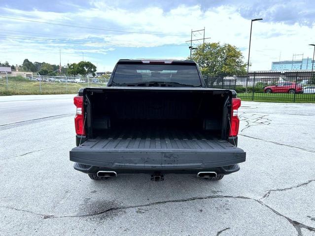 Photo of 2022 Black Chevrolet Silverado 1500