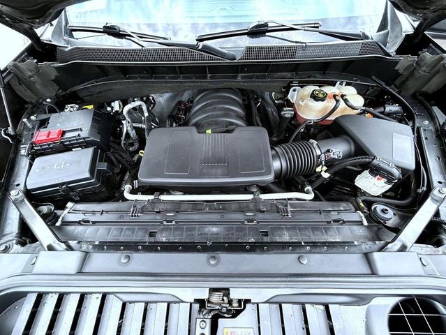 Photo of 2022 Black Chevrolet Silverado 1500