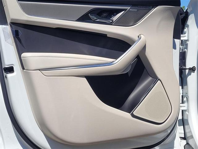 Photo of 2026 Fuji White Jaguar F-PACE