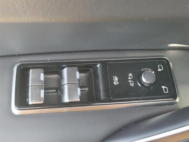 Photo of 2026 Eiger Grey Jaguar F-PACE
