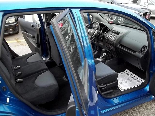 Photo of 2007 Blue Honda Fit