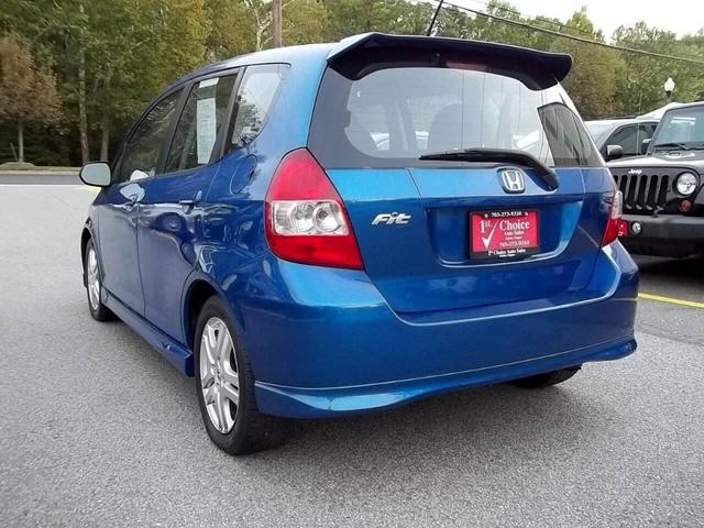 Photo of 2007 Blue Honda Fit