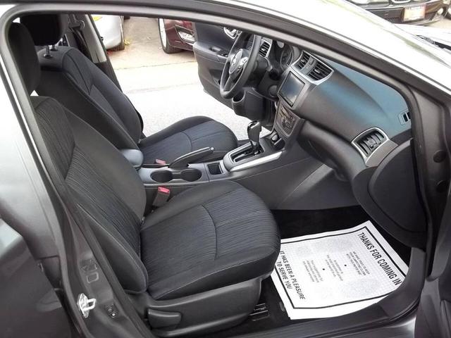 Photo of 2018 Gun Metallic Nissan Sentra