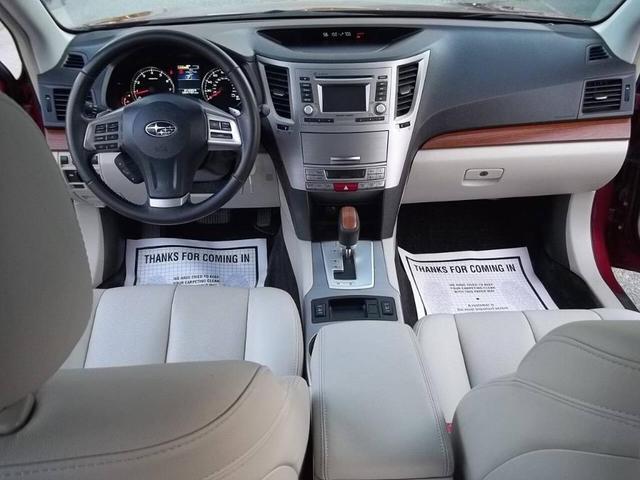 Photo of 2013 Deep Indigo Pearl Subaru Outback