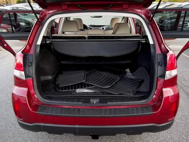 Photo of 2013 Deep Indigo Pearl Subaru Outback