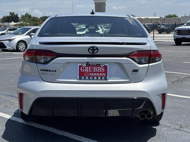 Photo of 2024 Classic Silver Metallic Toyota Corolla