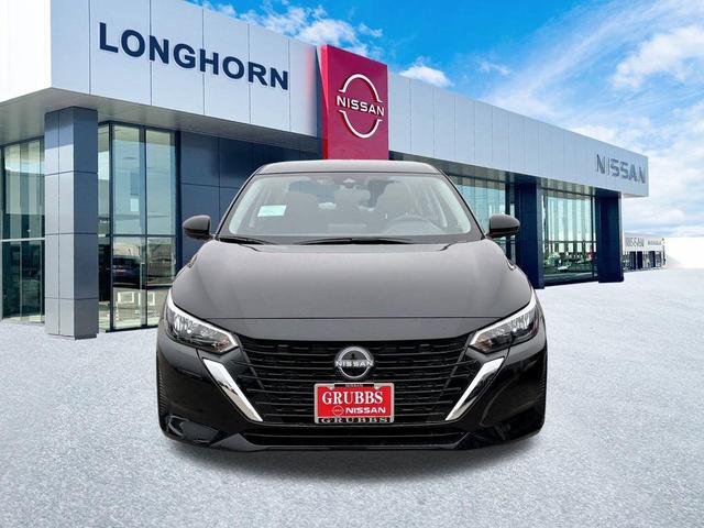 Photo of 2025 Super Black Nissan Sentra