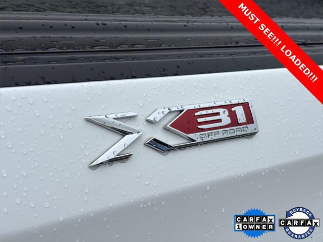 Photo of 2022 Summit White GMC Sierra 1500
