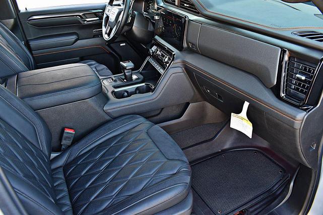 Photo of 2024 GRAY GMC Sierra 1500
